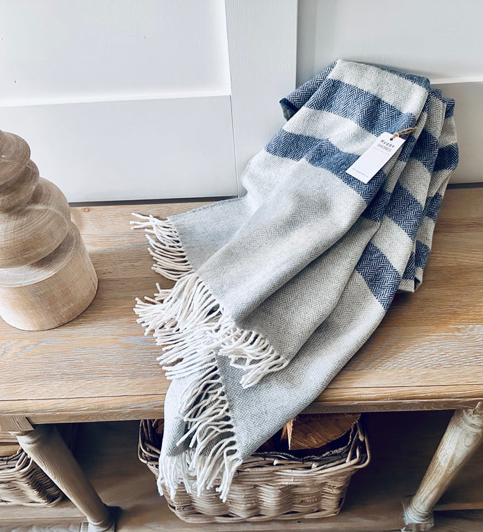 Coastal Lambswool Throw - Hygge SHORES