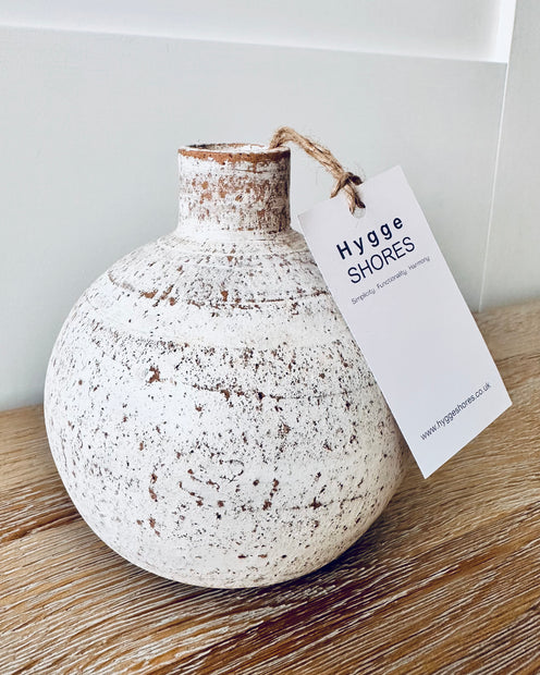Round Clay Vase - Hygge SHORES