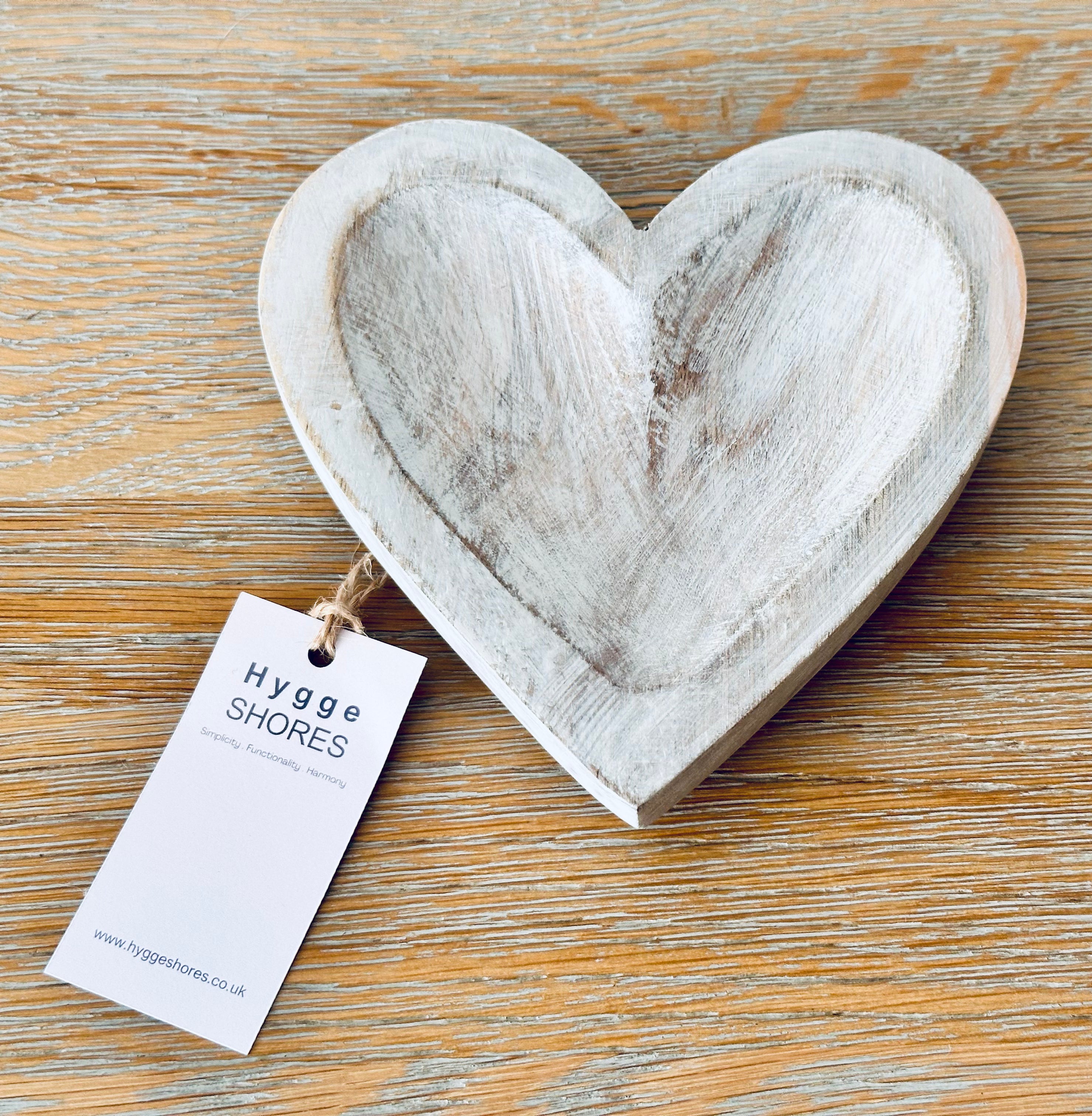 Washed Wooden Heart Dish - 2 Sizes - Hygge SHORES